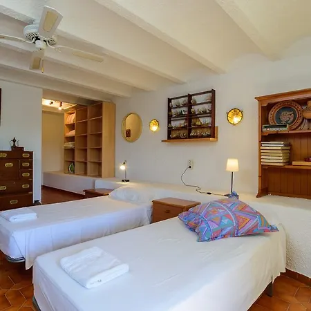 Holiday home Costabravaforrent Palas Atenea *